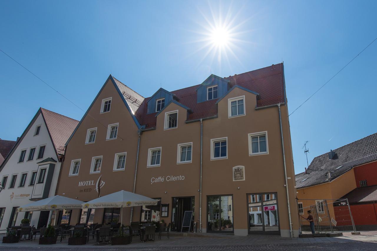Hotel Im Ried Donauwörth Zewnętrze zdjęcie